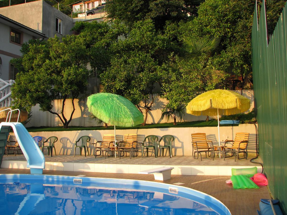 Mamzyshkha Guest House Gagra Exterior foto