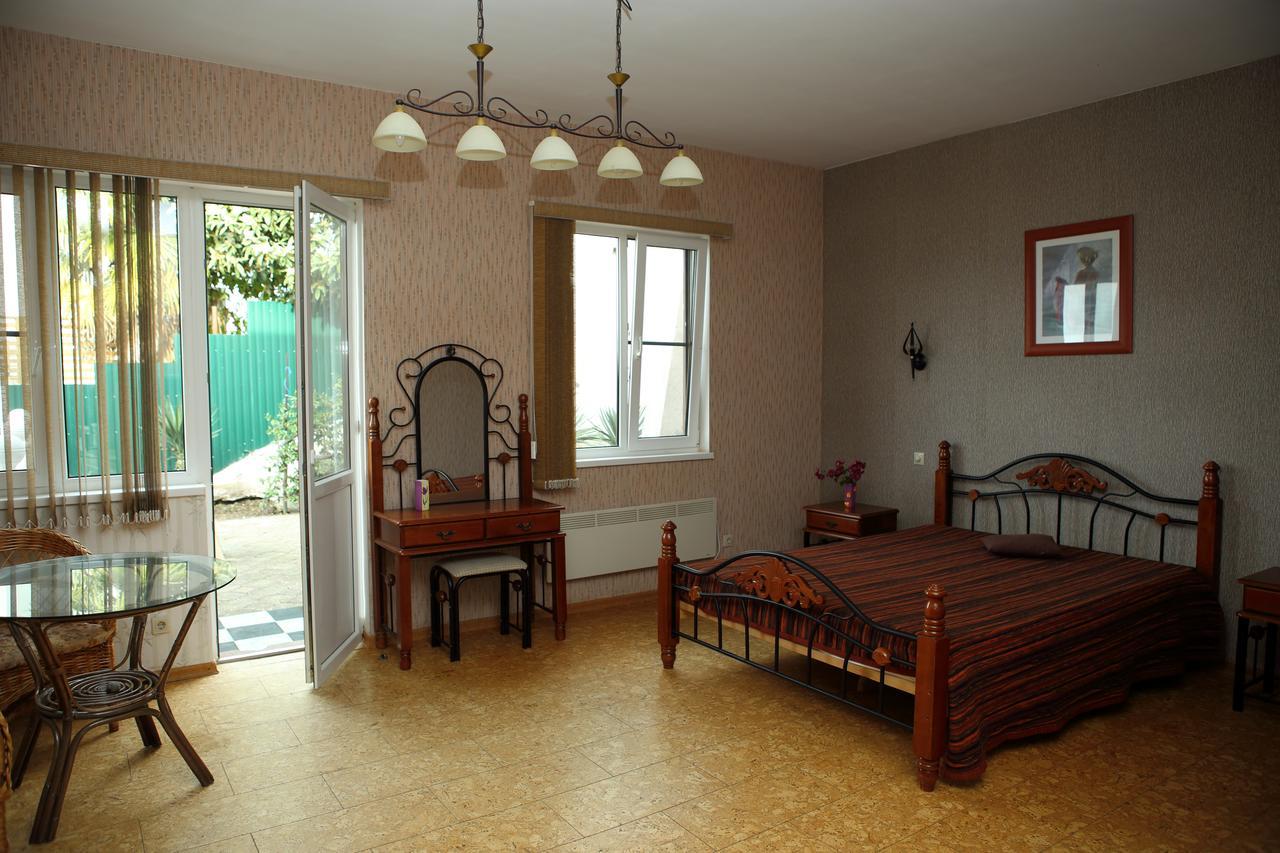 Mamzyshkha Guest House Gagra Exterior foto